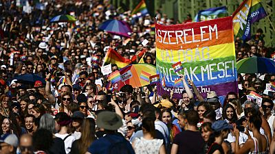 Budapeşte Onur Yürüyüşü: Orban'ın LGBTQ+ politikaları protesto edildi