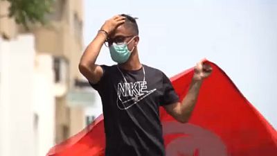 Tunisia, proteste contro la malagestione della pandemia
