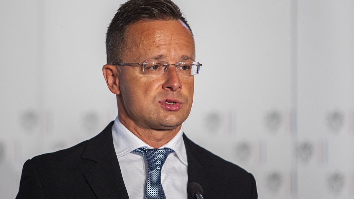 Hungria acusa a União Europeia de "vandalismo legal" 