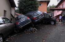 ویدیو؛ سیل و تگرگ در ایتالیا به ده‌ها خودروی سواری خسارت زد