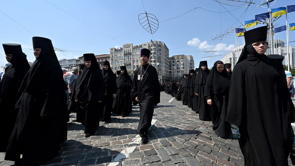 55 binden fazla Ortodoks, Kiev sokaklarında yürüyüş düzenledi