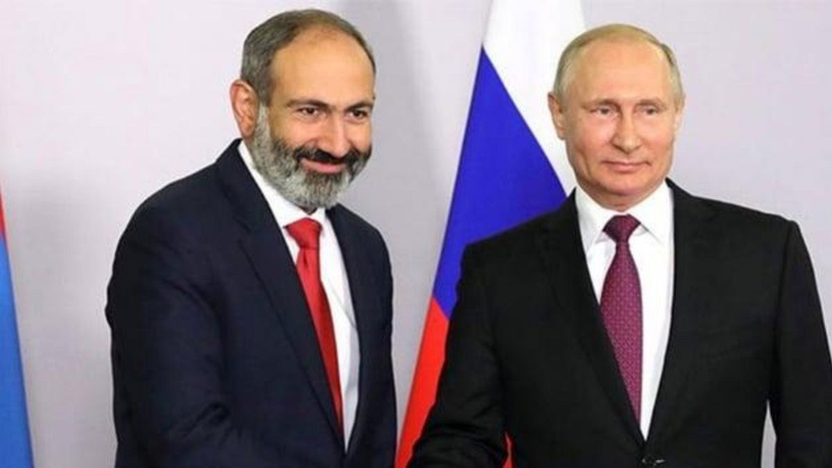 Paşinyan ve Putin
