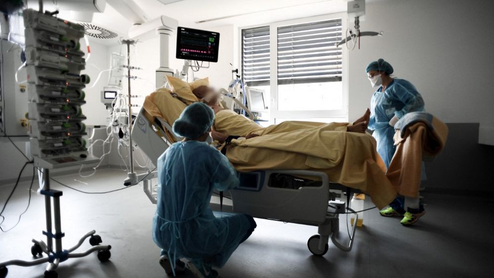 Covid-19 in Europa: Wieder über 1.000 Intensivpatienten in Frankreich - Vimarsana News