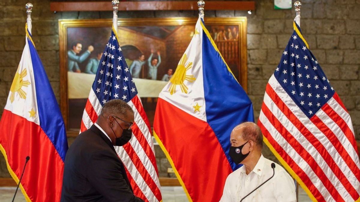 وزرای دفاع آمریکا و فیلیپین