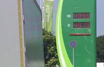 Az M1-es autópályán akár 499.9 Ft-ot is kérnek egy liter 95-ös benzinért