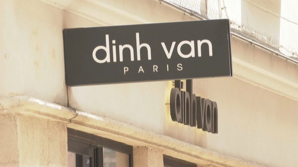 Police cordon off the area around Dinh Van jewellery store in Paris