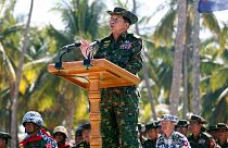 مین آنگ هلینگ، فرمانده ارتش میانمار