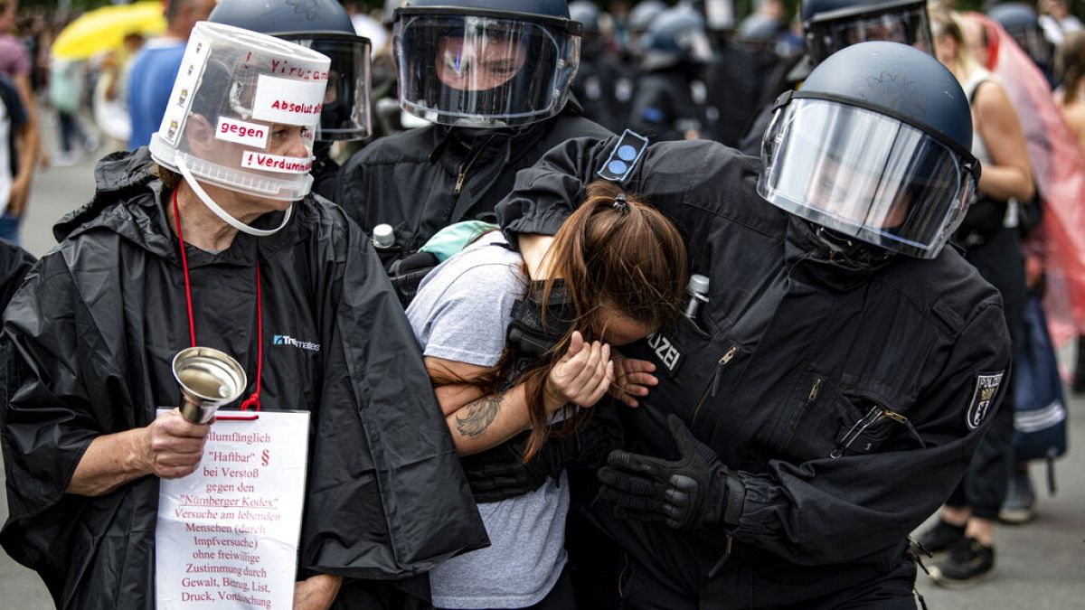 Festnahmen in Berlin bei Protesten gegen Corona-Regeln