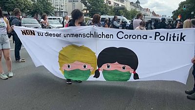 Németország: engedély nélkül tüntettek, összetűztek a rendőrökkel 