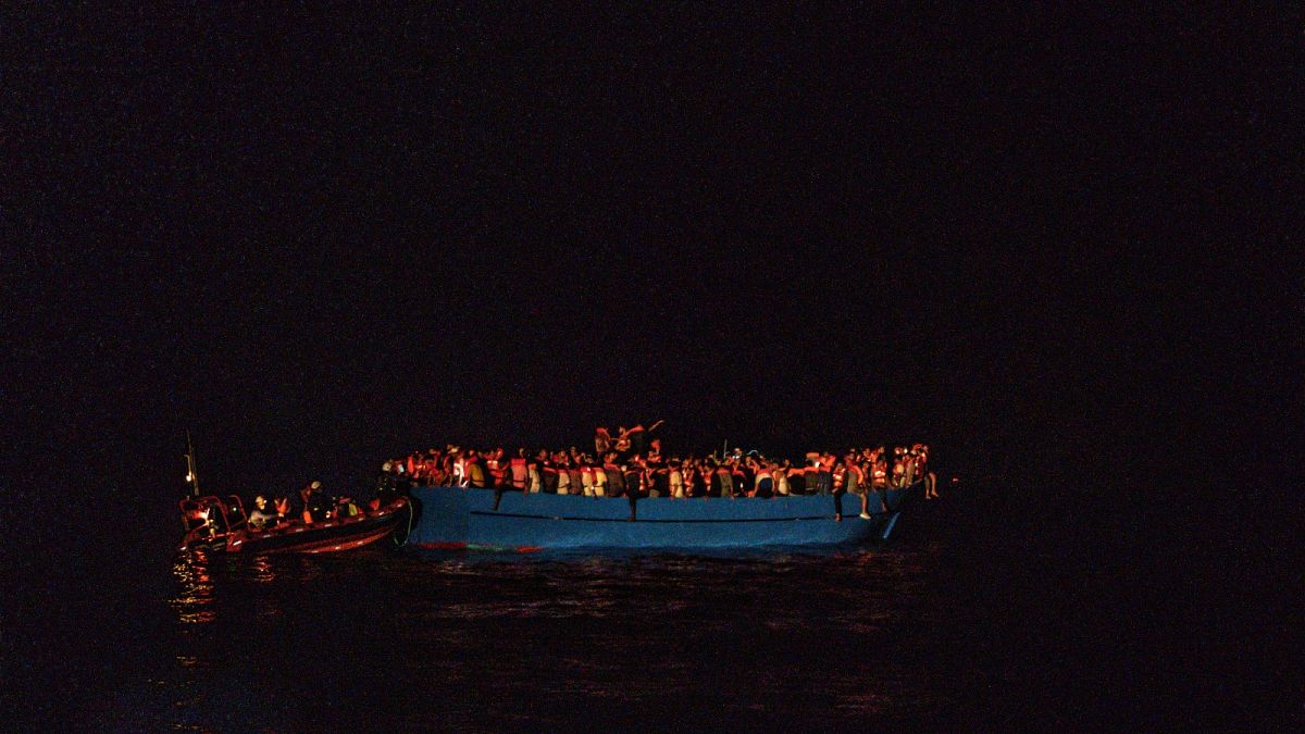 Akdeniz'de kurtarılan göçmenler