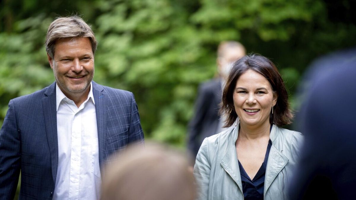 Grünen-Politiker Robert Habeck und Annalena Baerbock in Brandenburg