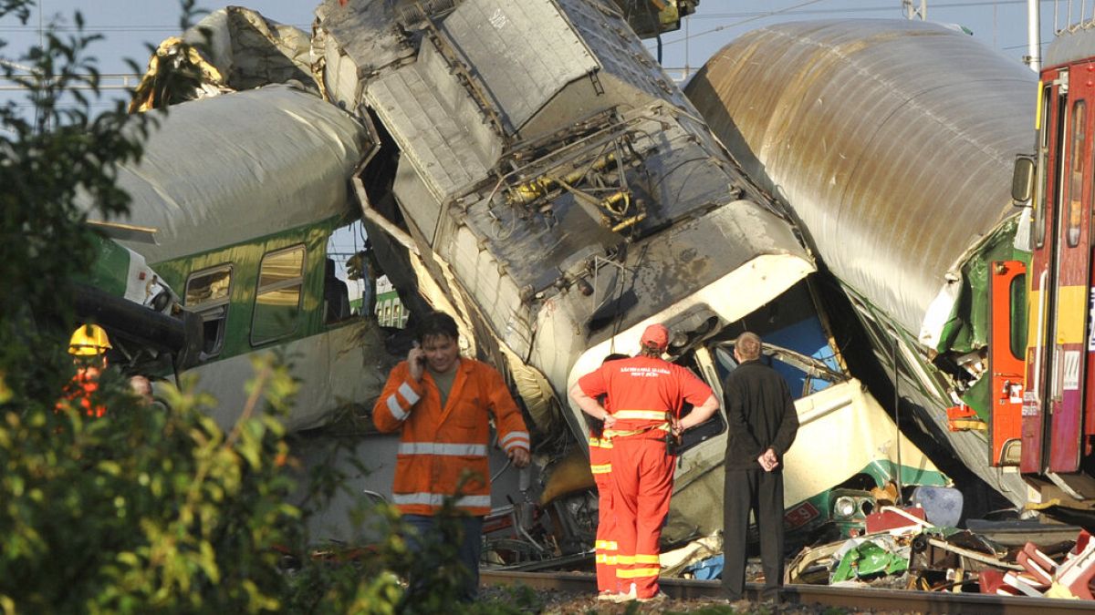 Τσεχία: Σύγκρουση τρένων με νεκρούς και σοβαρά τραυματίες