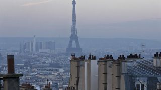 A French citizen has tried to sue the government for rising air pollution in Paris.