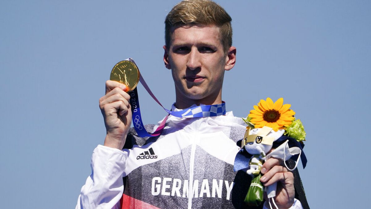 Florian Wellbrock mit der Goldmedaille in Tokio