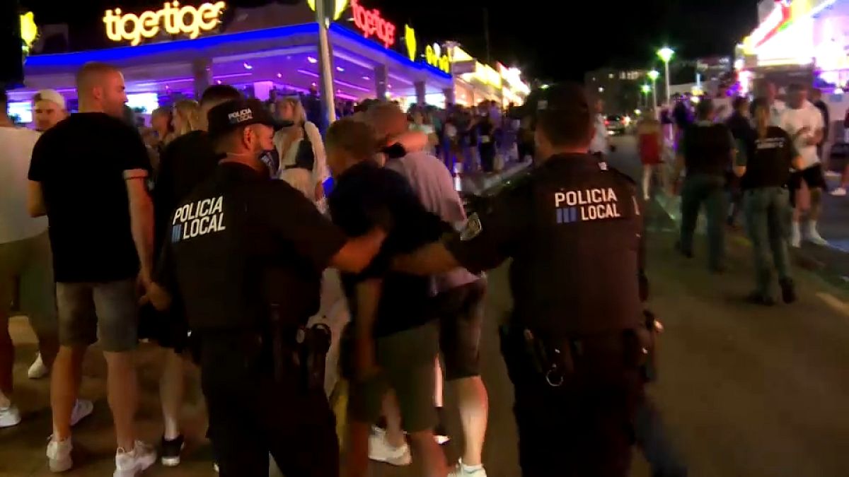 Mallorca: Feiern, bis die Polizei kommt