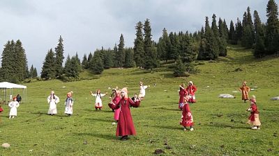 ویدئو؛ قرقیزستان مراسم سنتی خود را در دل طبیعت جشن گرفت