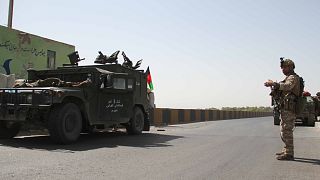 Az afgán biztonsági erők tagjai egy Herát közeli ellenőrzőponton: vesztésre állnak