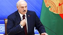 La Bielorussia al Regno Unito che mette le sanzioni: "Volete scatenare la guerra"