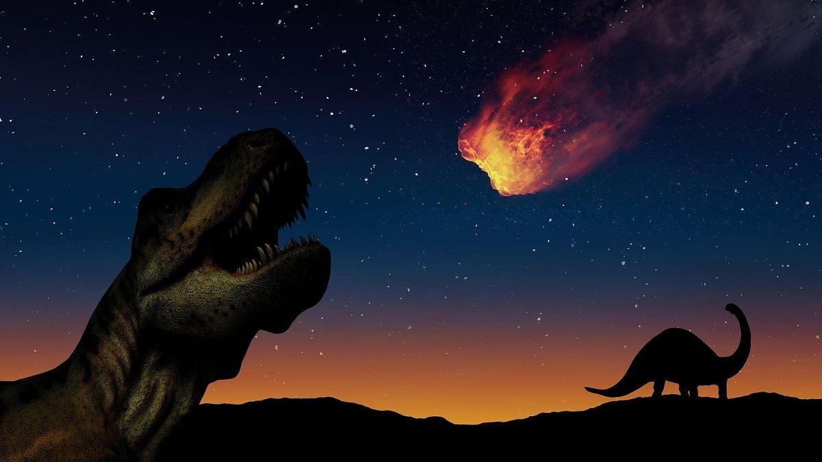 اصابت سیارک به کره زمین و انقراض دایناسورها