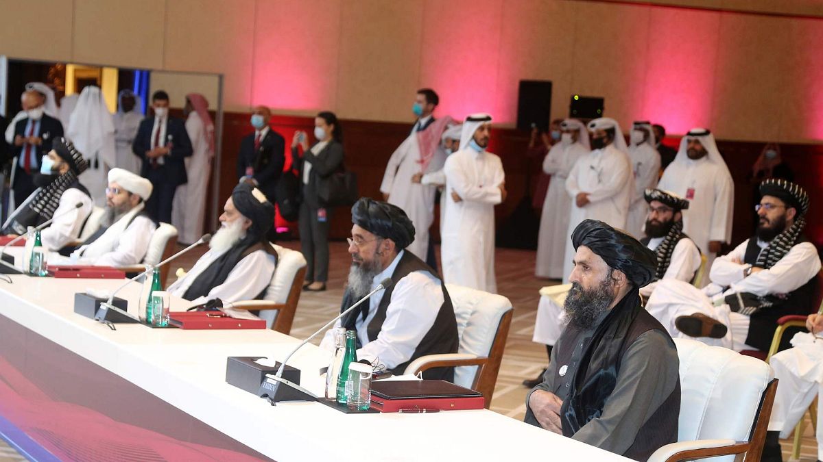 وفد طالبان يحضر الجلسة الافتتاحية لمحادثات السلام بين الحكومة الأفغانية وطالبان في الدوحة، قطر، 12 سبتمبر 2020