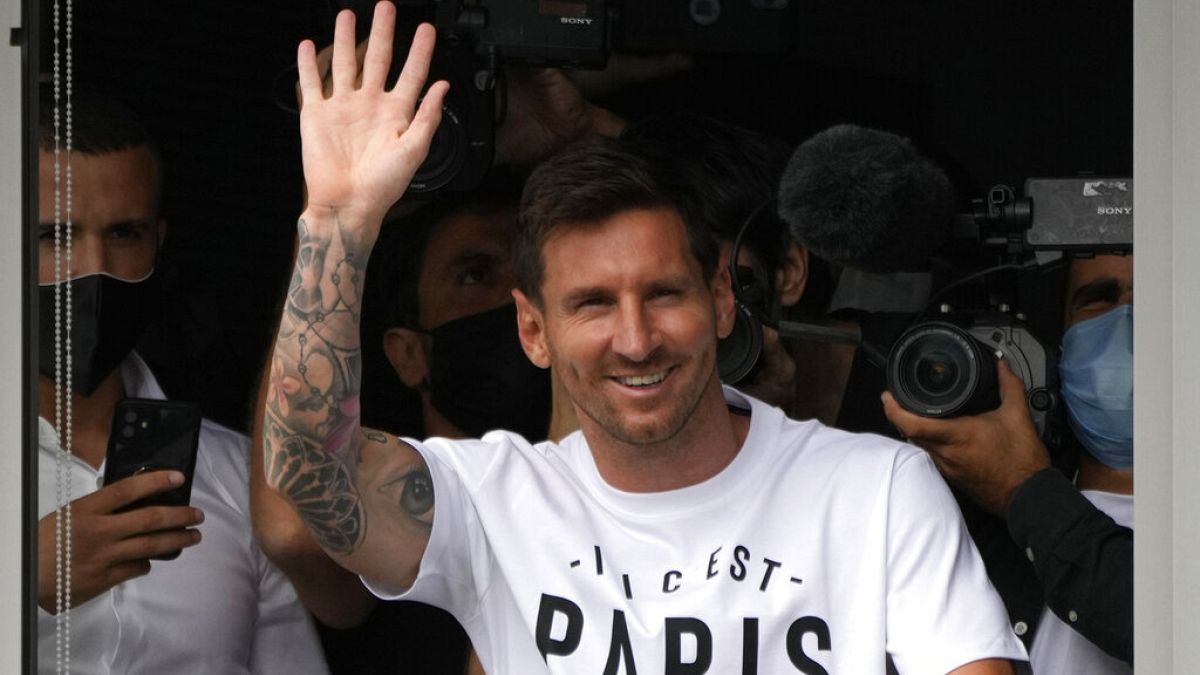 Messi két évre a Paris Saint-Germainhez szerződött