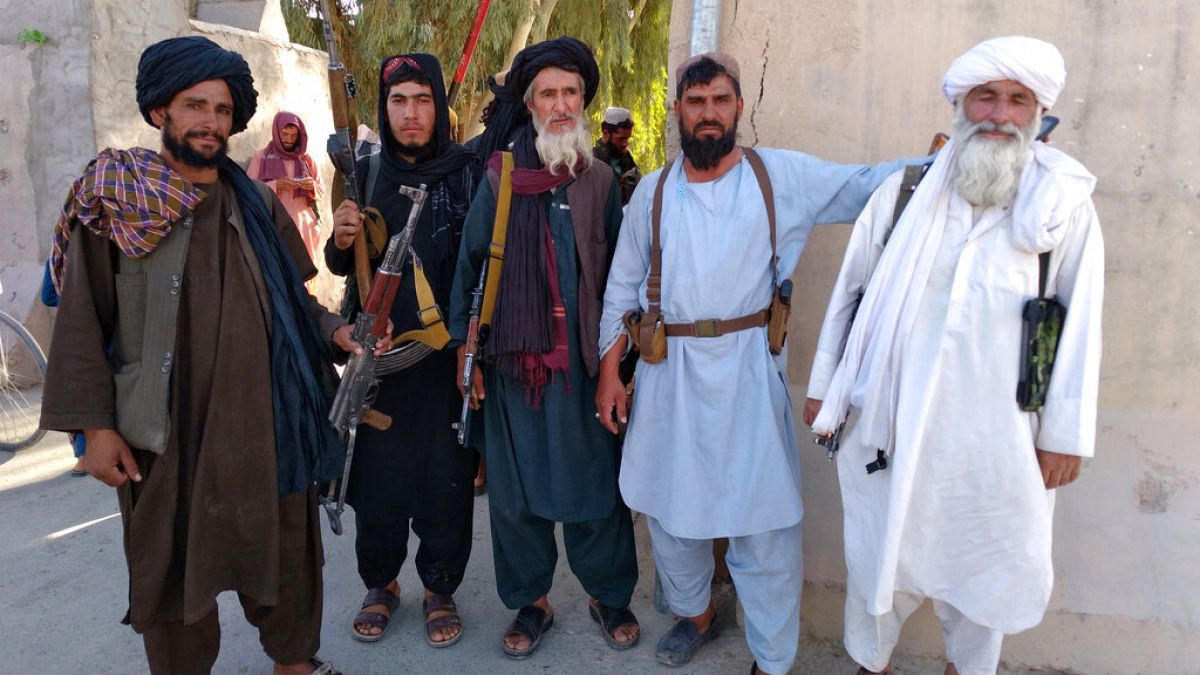 Die Taliban überrennen Afghanistan