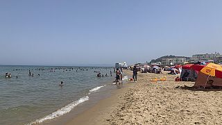 Tunisia swelters in record temperatures