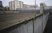 Muro de Berlim começou a ser construído há 60 anos