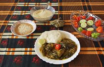 Αγκόλα: Η Μάμα Κουίμπα και τα παραδοσιακά φαγητά της
