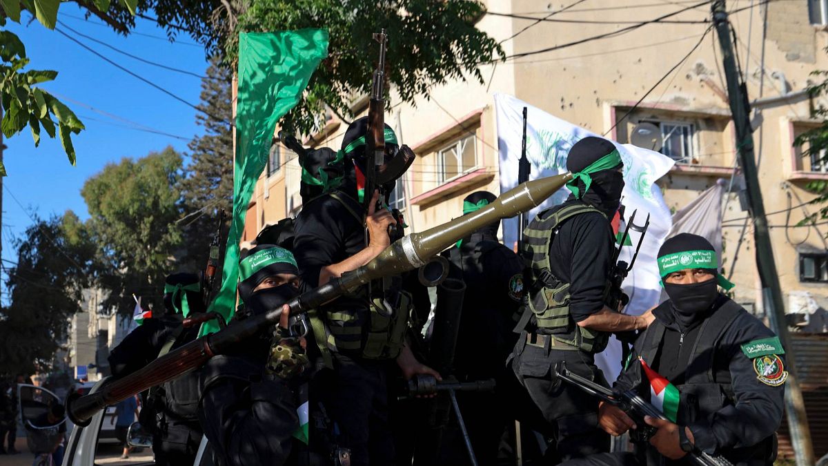 عناصر من كتائب عز الدين القسام الجناح العسكرى لحركة حماس الفلسطينية، فى مدينة غزة، 7 يونيو 2021.