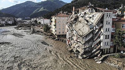 ΒΊΝΤΕΟ : Τουρκία: Δεκάδες νεκροί από τις πλημμύρες σε Κασταμονή και Σινώπη  | Euronews