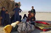 Афганская семья на границе с Пакистаном