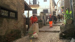 Ιταλία: Μουλάρια και ανακύκλωση