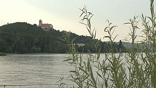 Exploração imobiliária do Lago Balaton deixa moradores descontentes