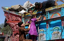 Afganistan'da evlerini terk edenler