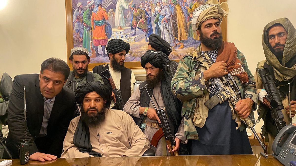 Taliban güçleri, Kabil'de Cumhurbaşkanlığı Sarayı'na girdi