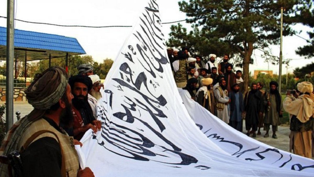 Un gruppo di talebani a Ghazni 