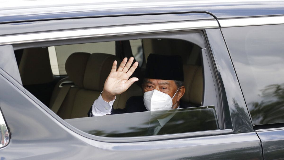 Malezya Başbakanı Muhyiddin Yasin, istifa etti