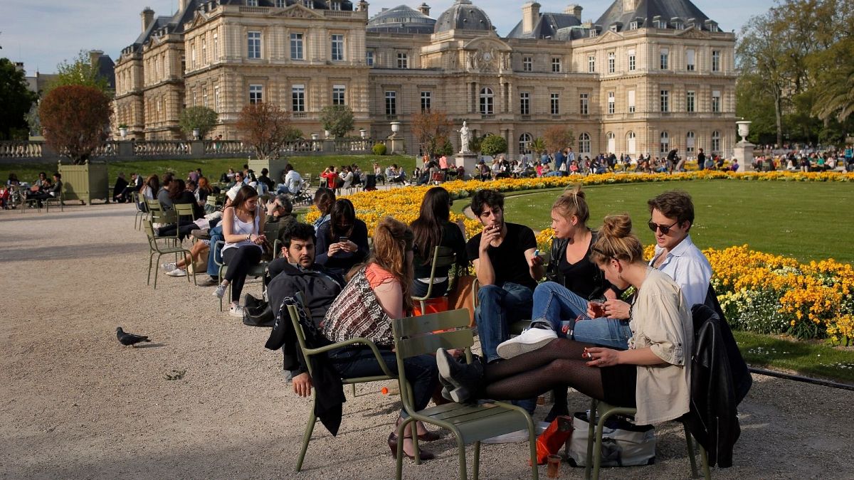 زندگی روزانه جوانان در پاریس