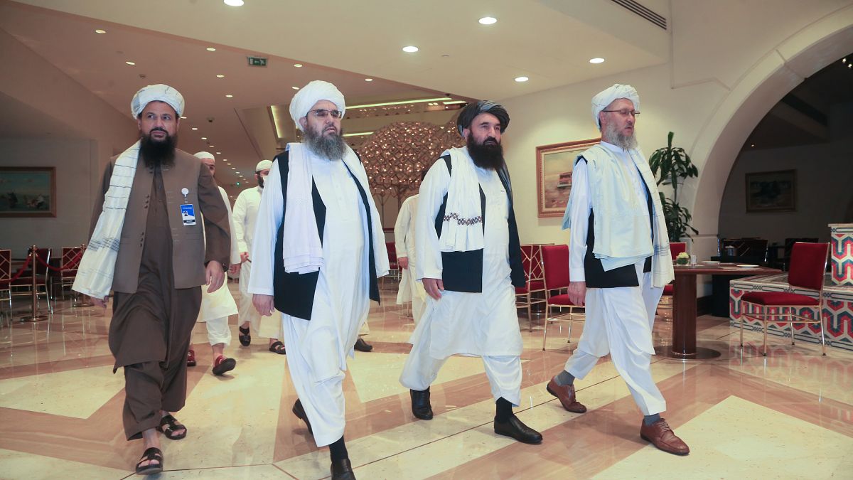 Katar'ın başkenti Doha'ya gelen Taliban liderleri 