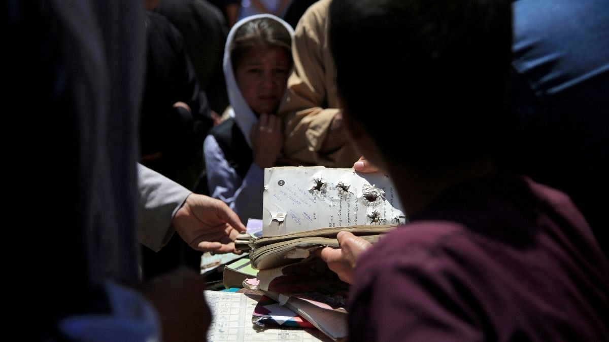 بقایای بمبگذاری ۹ مه ۲۰۲۱ در مدرسه‌ دخترانه در غرب کابل