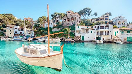 Spain is about to introduce visas for digital nomads and tax incentives for entrepreneurs.