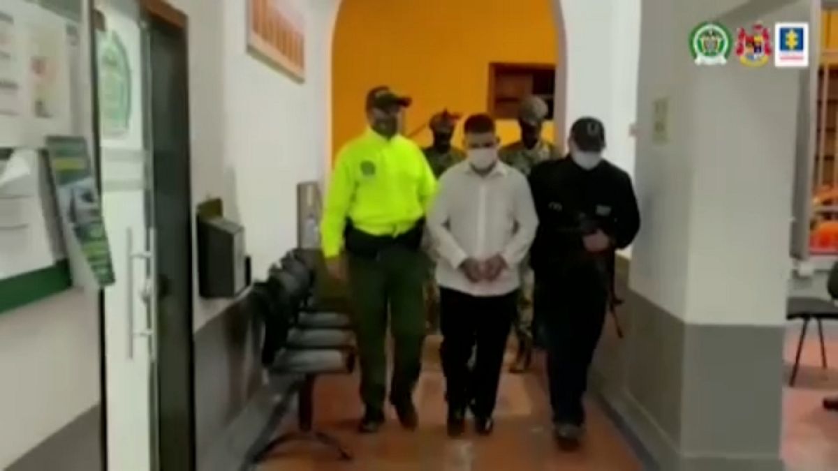 Imagen de la detención de Santana, alias Machete, proporcionada por las autoridades colombianas.