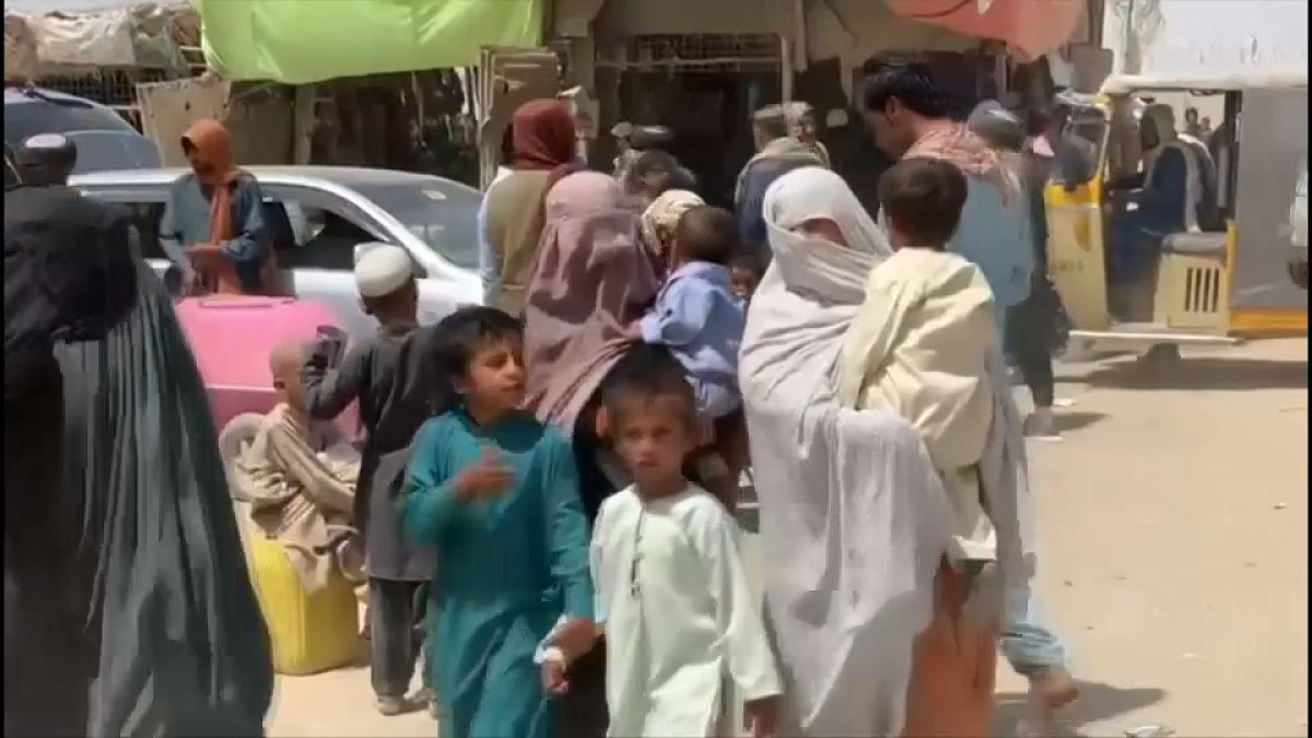 Este viernes continuó la salida de familias completas a Pakistán través del paso fronterizo de Wesh-Chaman