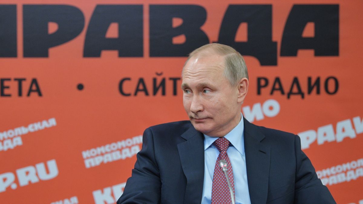 Archív felvétel: Putyin elnök az orosz újságok és hírügynökségek vezetőivel találkozik 