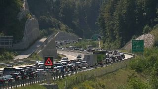 Óriási torlódás a szlovén autópályákon