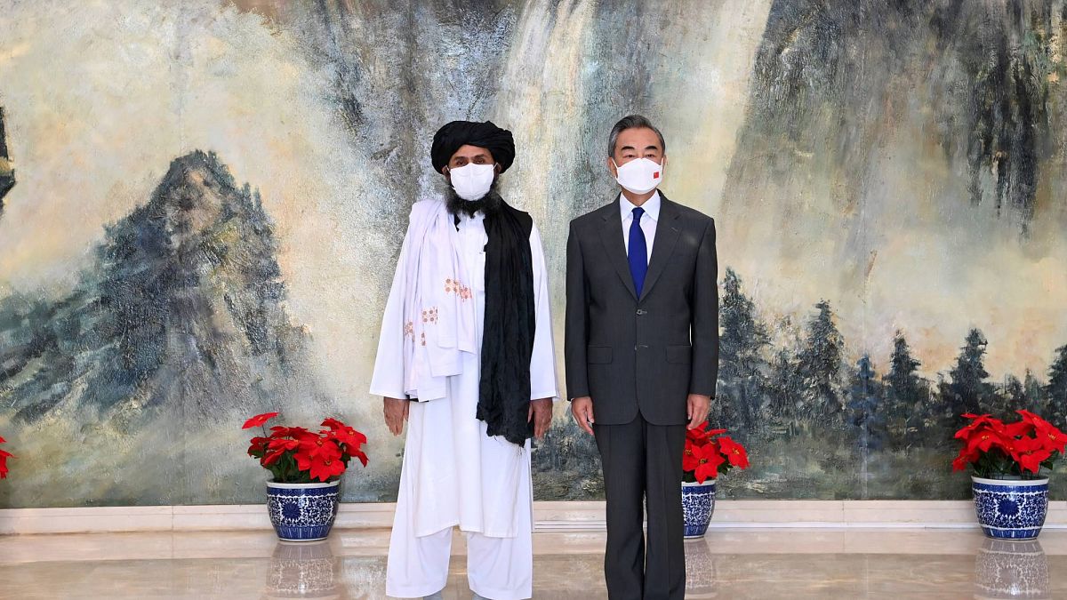 Taliban heyeti, Çin Dışişleri Bakanı Wang Yi ile Pekin'de görüştü