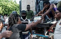 Camiões de ajuda humanitária estão a ser assaltados no Haiti