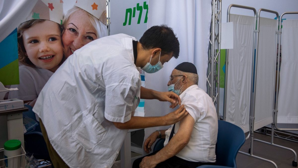 İsrail 60 üzerindekilere takviye aşı yapmaya 30 Temmuz'da başladı