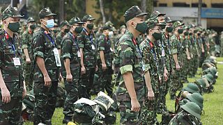 Vietnam'da yeni karantina dönemi: Ho Chi Minh'de askerler görevlendirildi